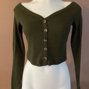 Cute, Long Sleeve Crop